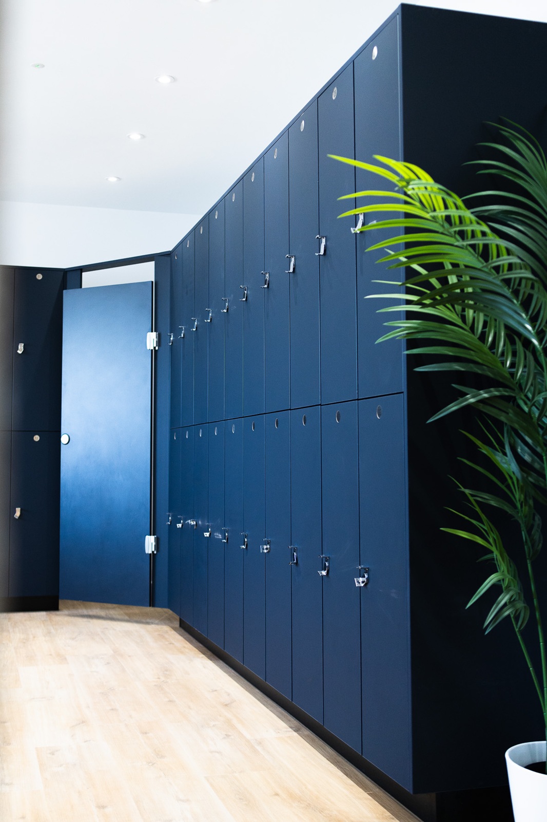 Lockers and changing rooms